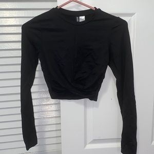 H&M Black Long Sleeve Crop Top